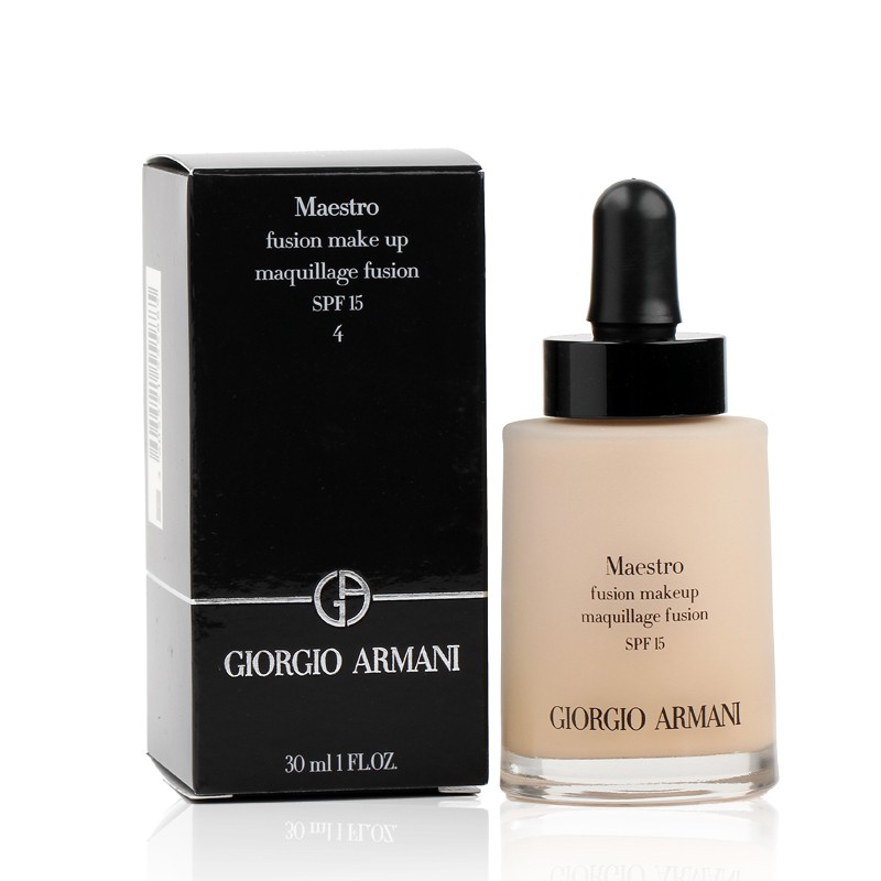 Giorgio Armani Maestro тональный крем.