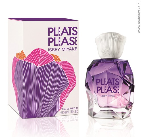 Issey Miyake Pleats Please